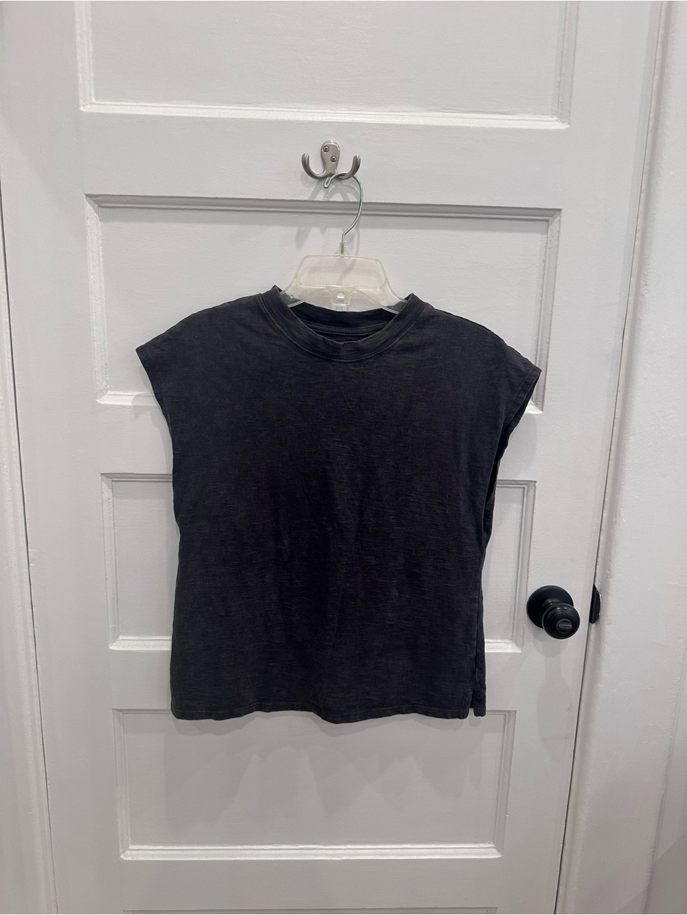 Universal Thread Muscle Tee - Picture 2 of 2